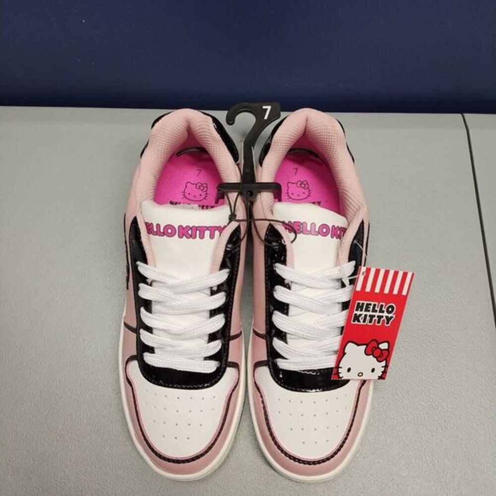 Hello Kitty Sneakers Shoes Womens Sz 7 Pink Comfort Manmade Lace Up WMHK24BB001 - Picture 14 of 15